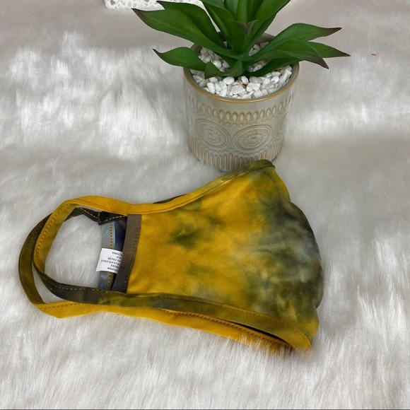 Tie dye Print Face Mask - Picture 5 of 5